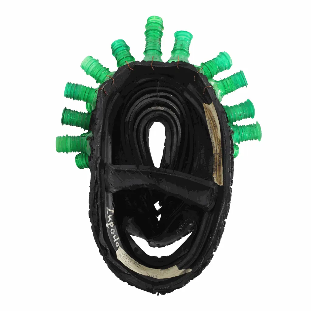 MAKP-020c, Untitled, 2023, Tire strips and mixed media, 50x34x15.webp