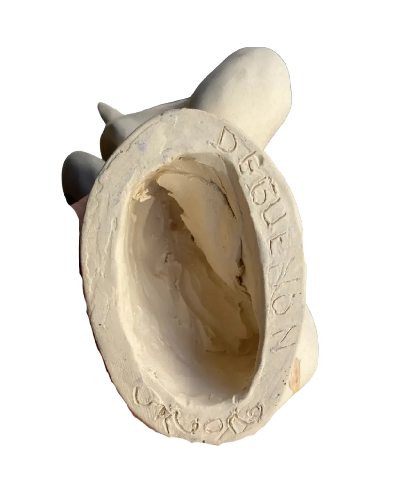 BEDE-060b, Untitled, Benjamin Deguenon, painted ceramics, 24x16x11cm.webp
