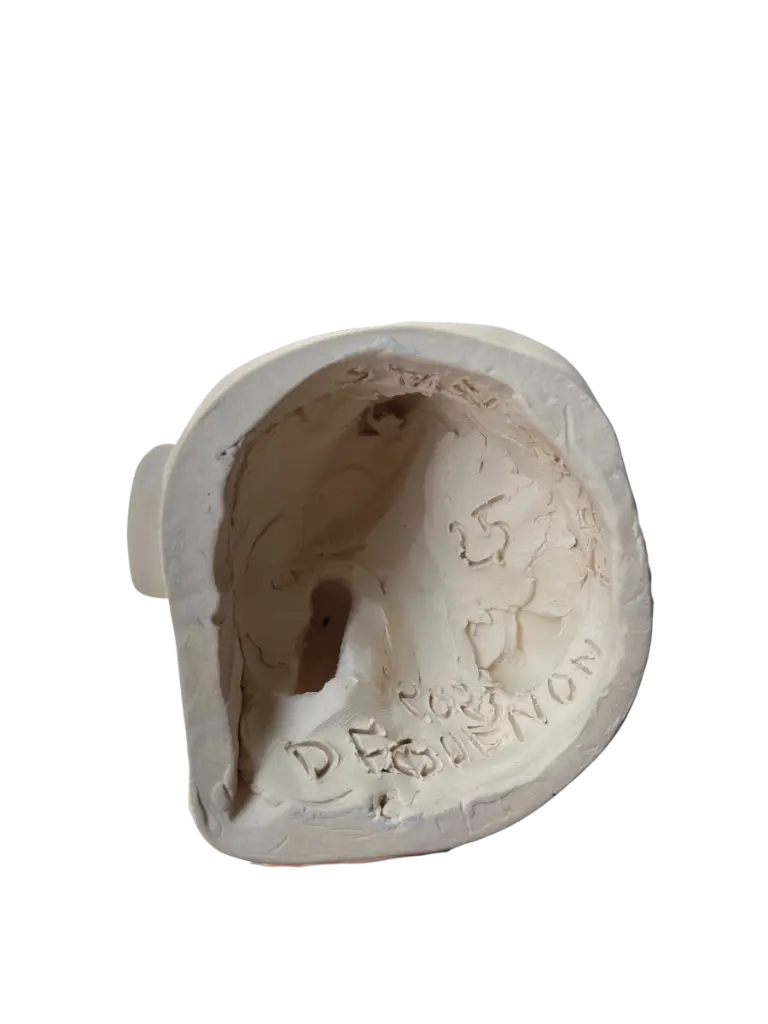 BEDE-051e, Untitled, Benjamin Deguenon, 2025, painted ceramics, 23 x 13 x 14 cm.webp